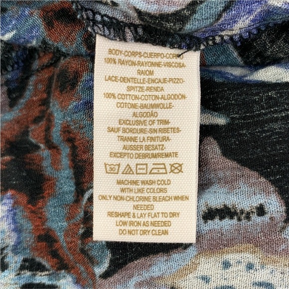 COPY - Free People Black Floral Kimono - Picture 4 of 16